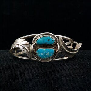 Vintage Native American Sterling Silver and Turquoise Cuff. Unsigned.